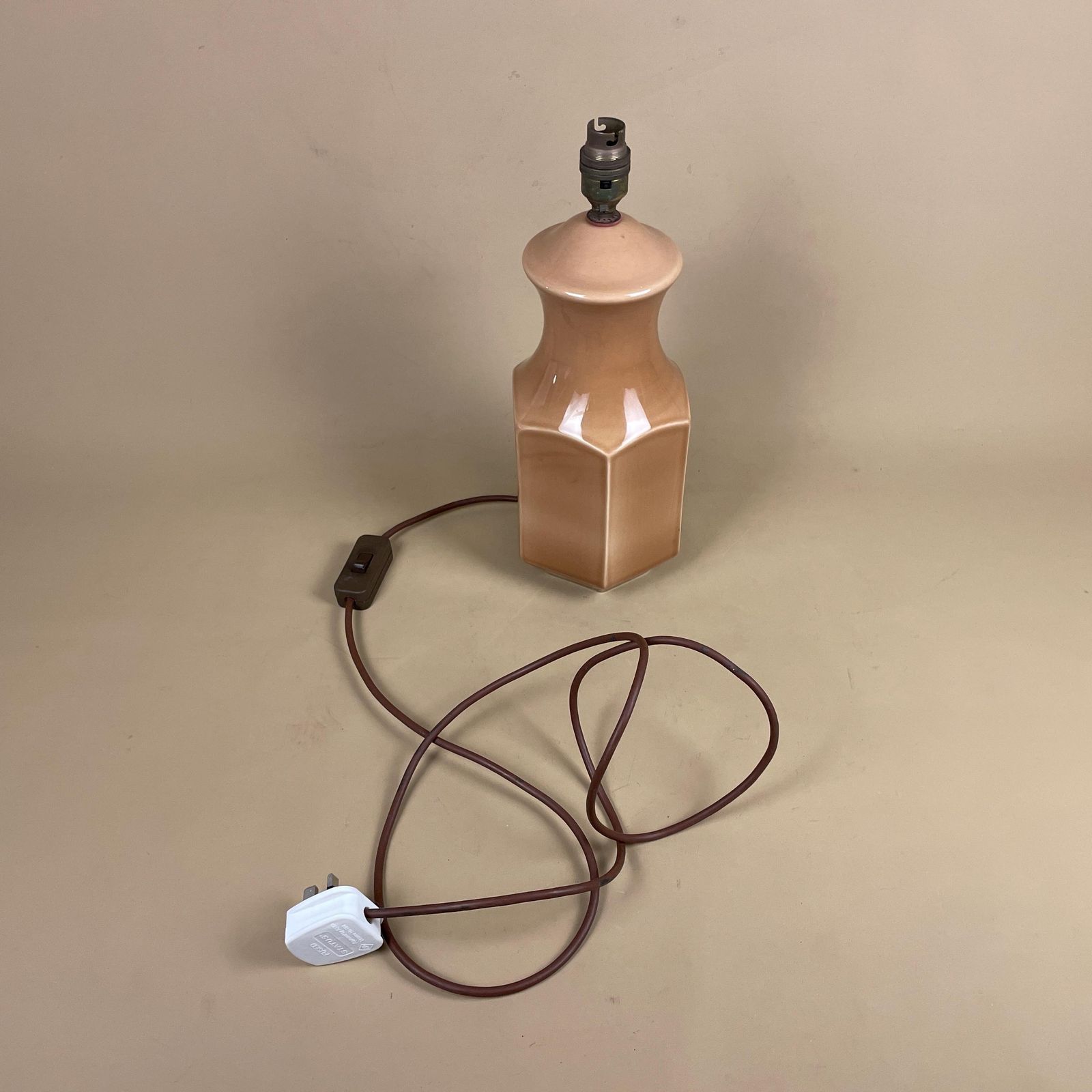 photo for sale Ceramic Lamp Light Bedside Table Hexagon Shape Vase Beige Light Antique Brass Gold Trims Medium Vintage Retro Decor Classic