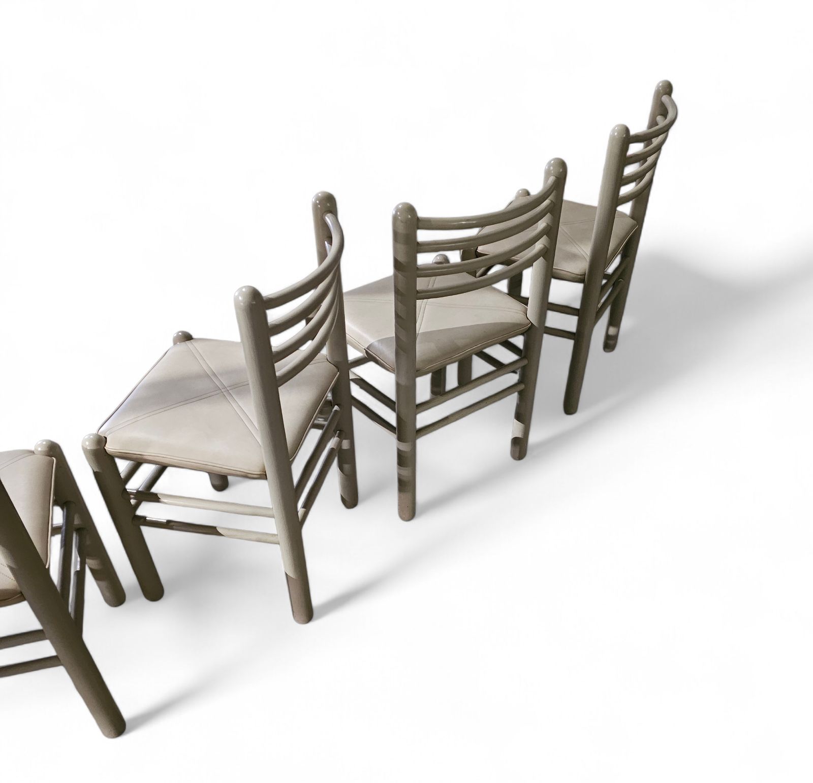 photo buy 5 X Dining Chair  Light Grey Wooden Frame  Leather Seat  Germany 1970s  Labeled  Ideen Für Kuchen  Innenarchitektur