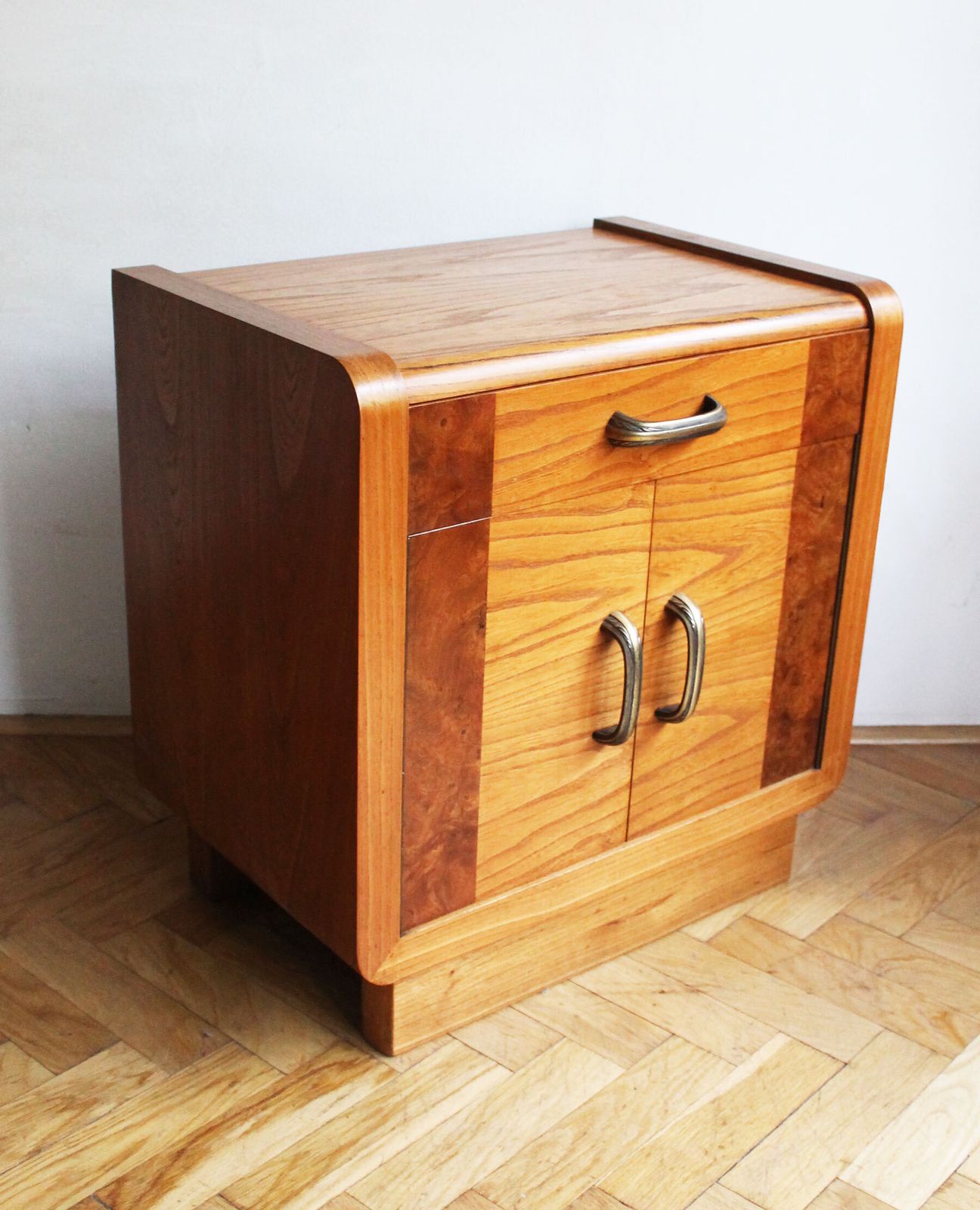 Pair Of 1930s Art Deco Bedside Tables photo Furniture