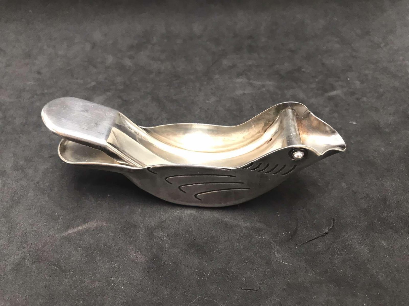 Vintage Verzilverde Citruspers: Franse Art Deco Vogeldecoratie photo Woonaccessoires
