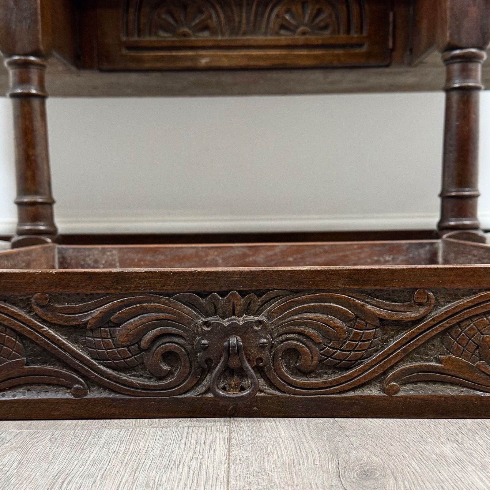 495.0 Antique 20th Century Good Quality Carved Oak Desk photo