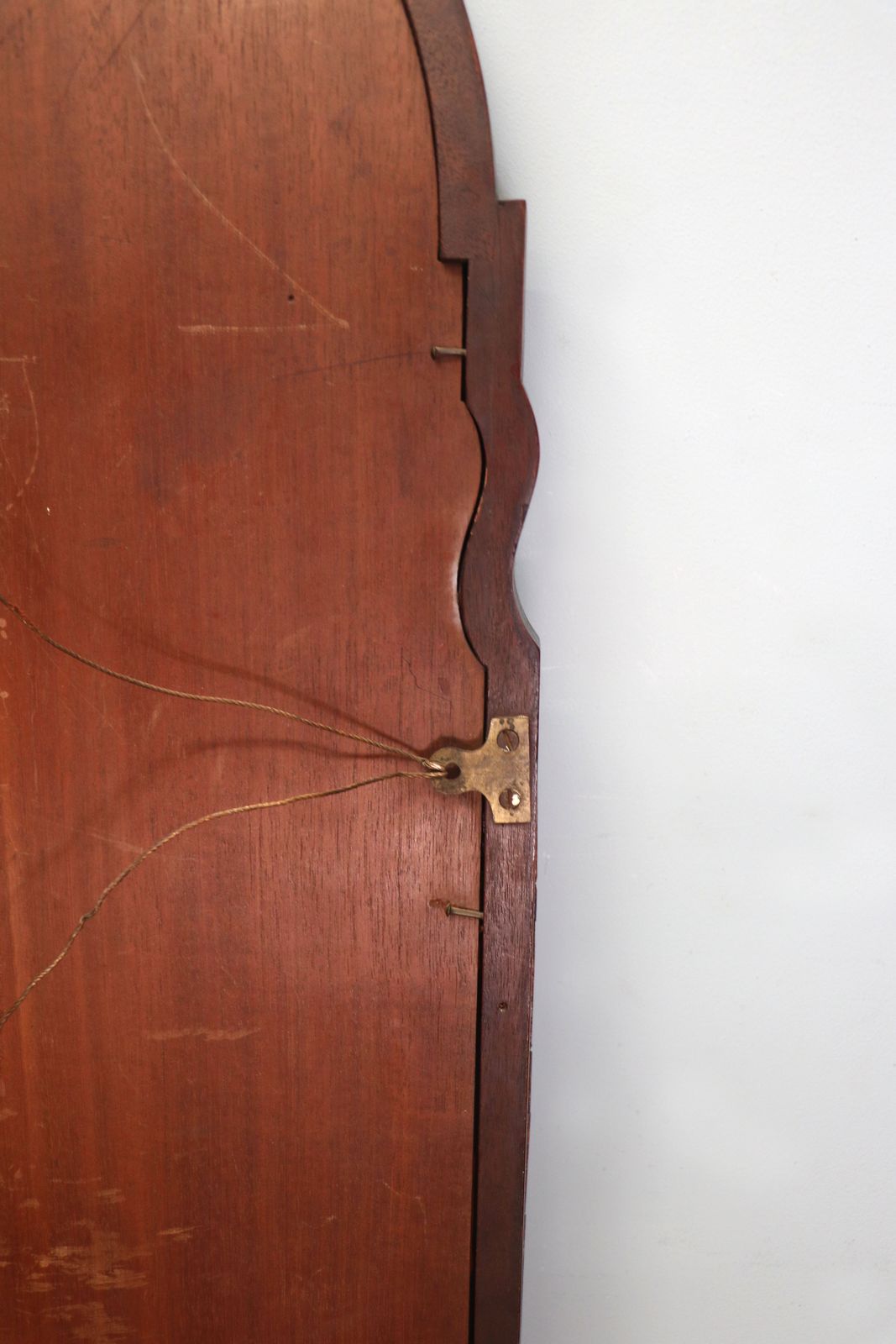 photo vinterior A Truly Wonderful & Certainly Unusual 19th Century Mahogany Framed Wall Mirror.