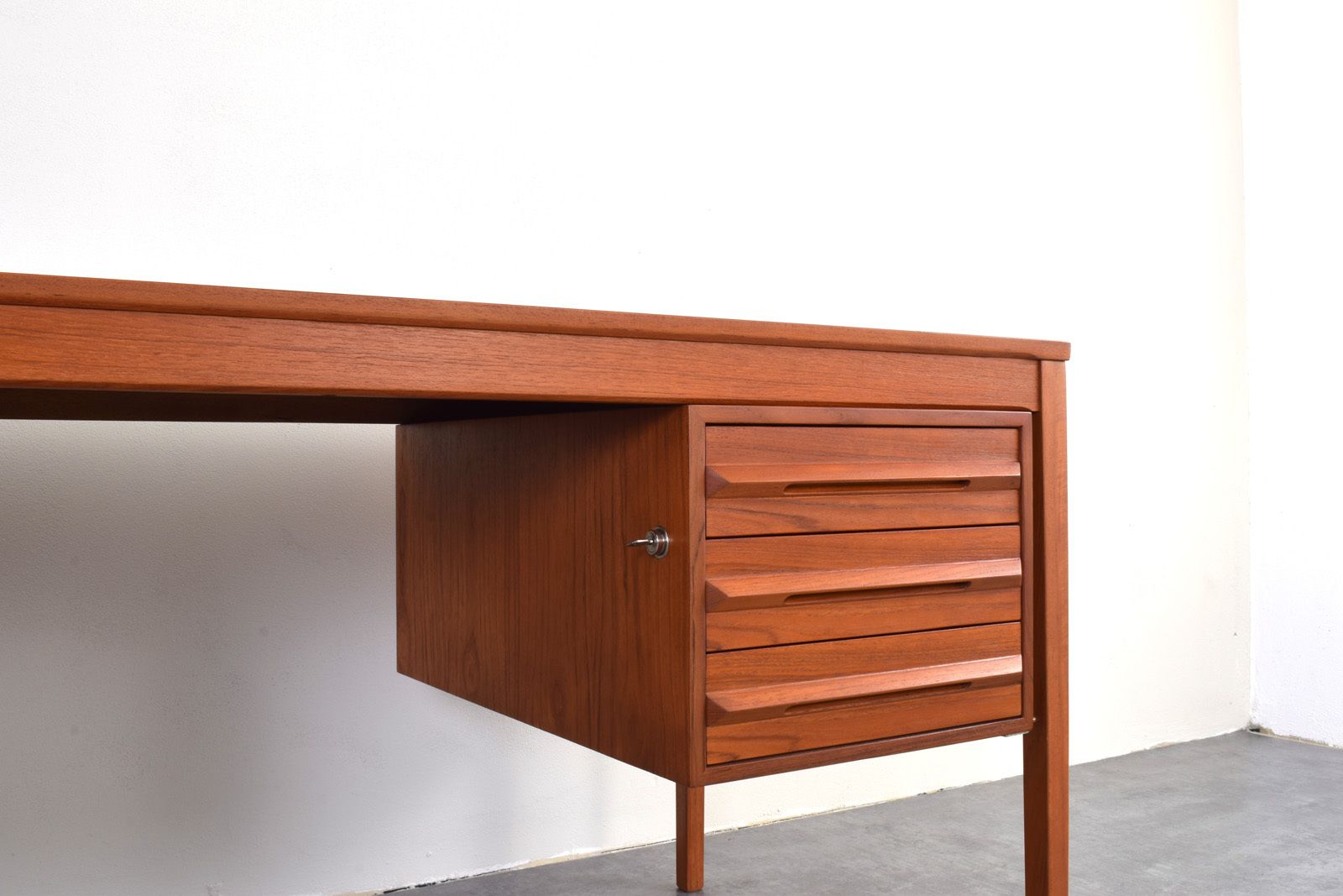 photo buy Mid Century Teak Executive Desk By Torbjørn Afdal For Bruksbo