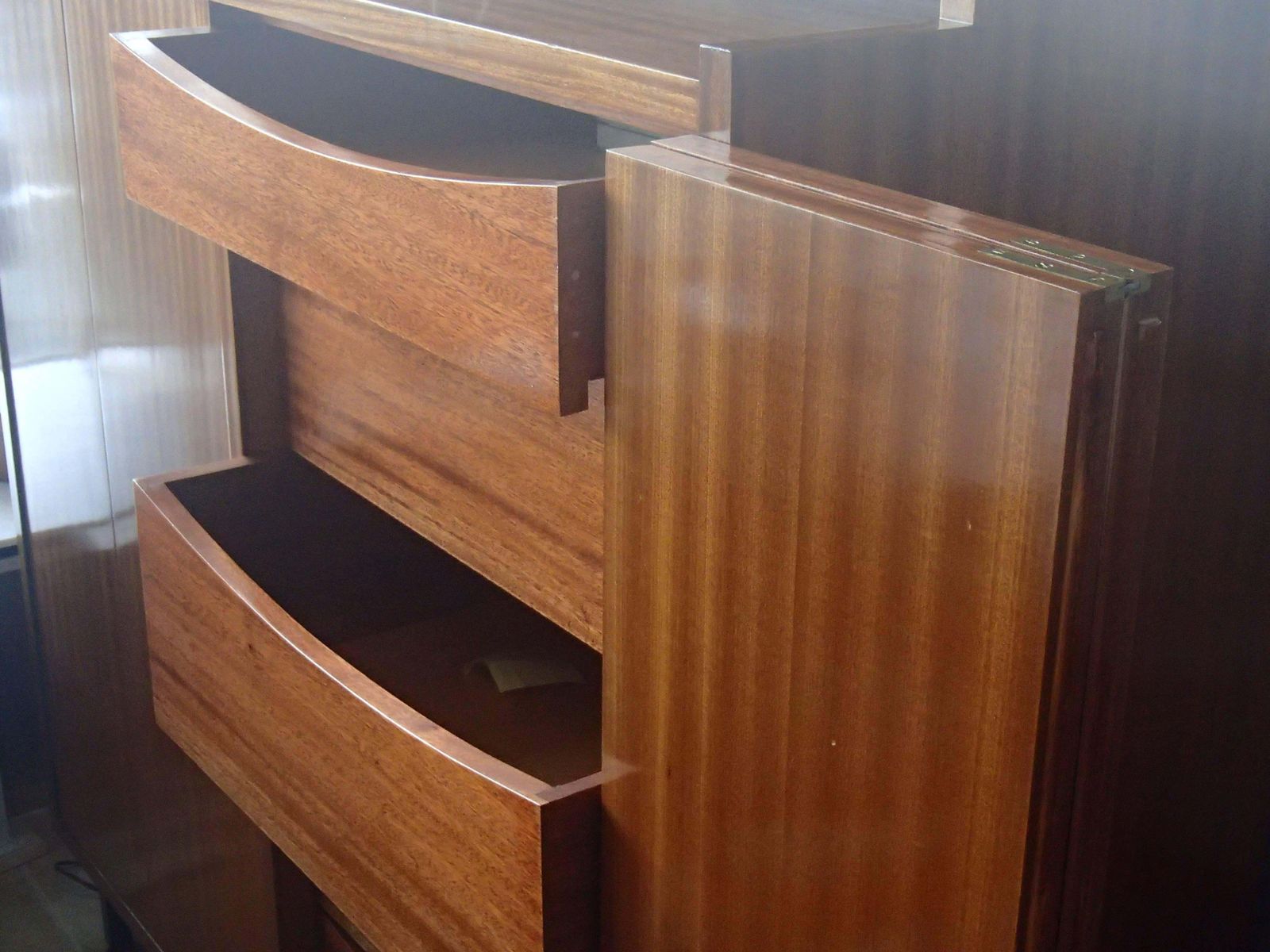 photo furniture Mid Century Full Mahogany Gentlemen Dresser "Homme Debout"