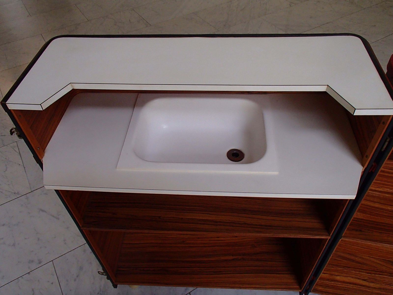 Modern Trunk Bar Black And Red With Sink Inside On Wheels photo buy