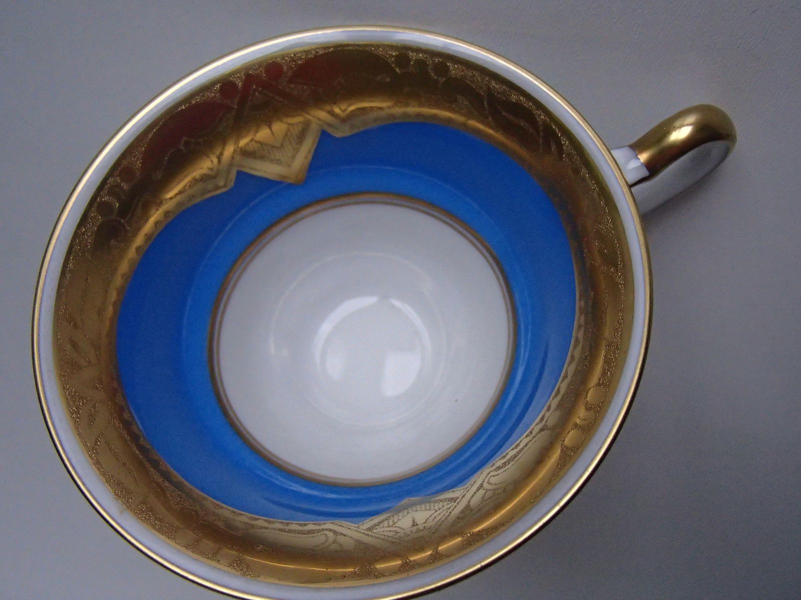 Elegant Porcelain Coffee Cup By Hutschenreuther Selb Bavaria Gold Plated photo vintage