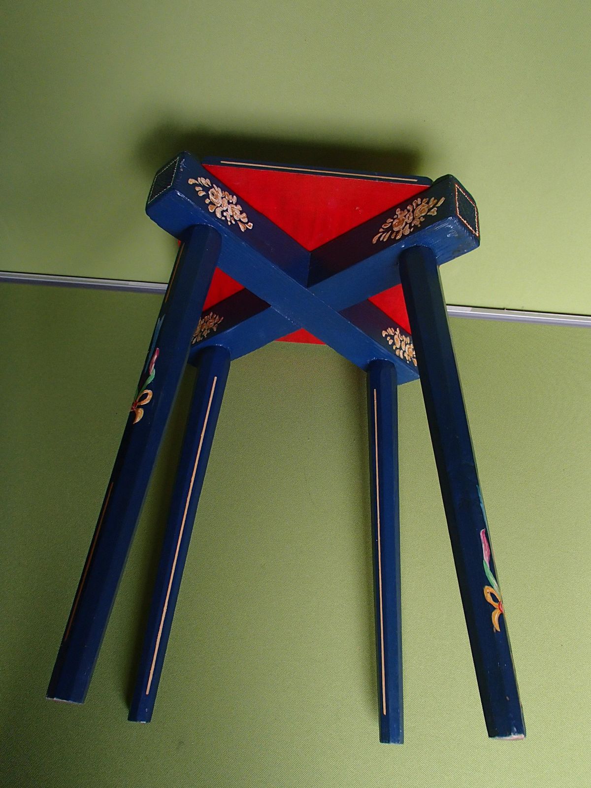 19th Century Folk Art Blue Wooden Stool Or Side Table Hand Painted Flowers photo vinterior
