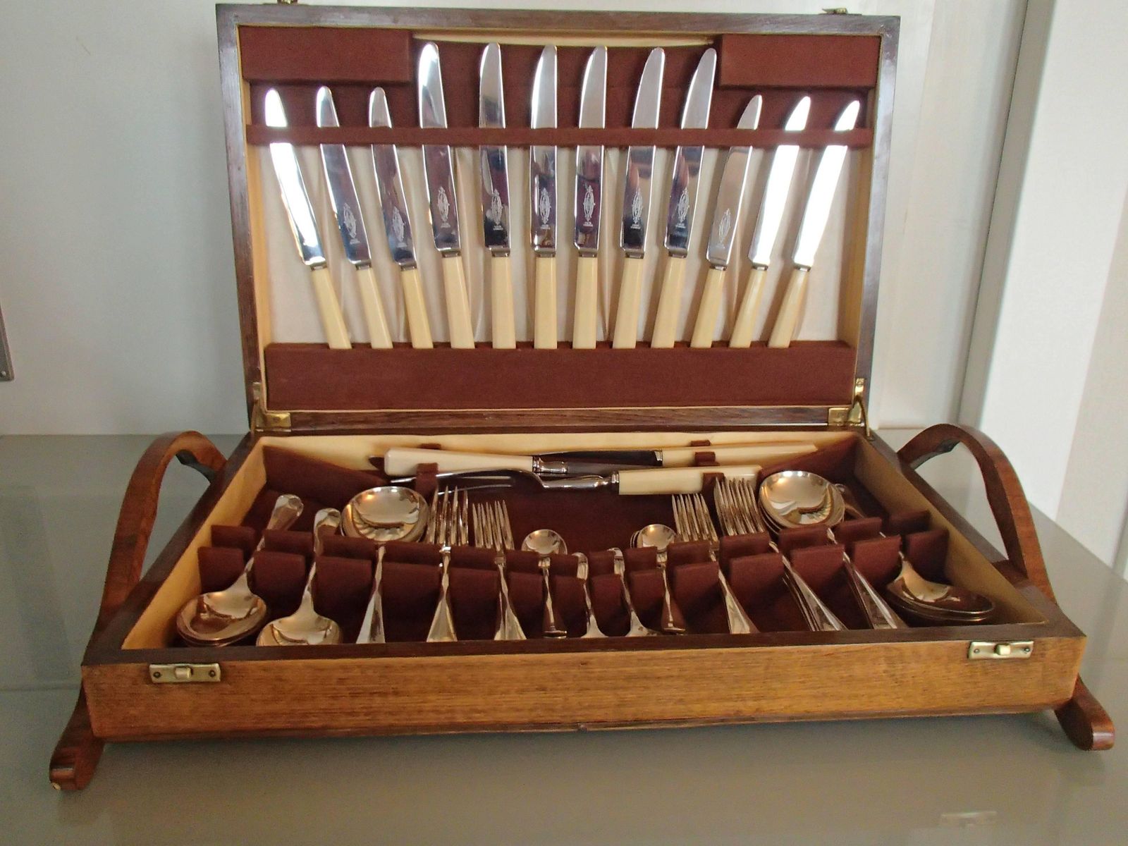 1920 Set Of 53 Pieces Cutlery In A Walnut Box By Mcpherson Brothers Glasgow photo 1574.0