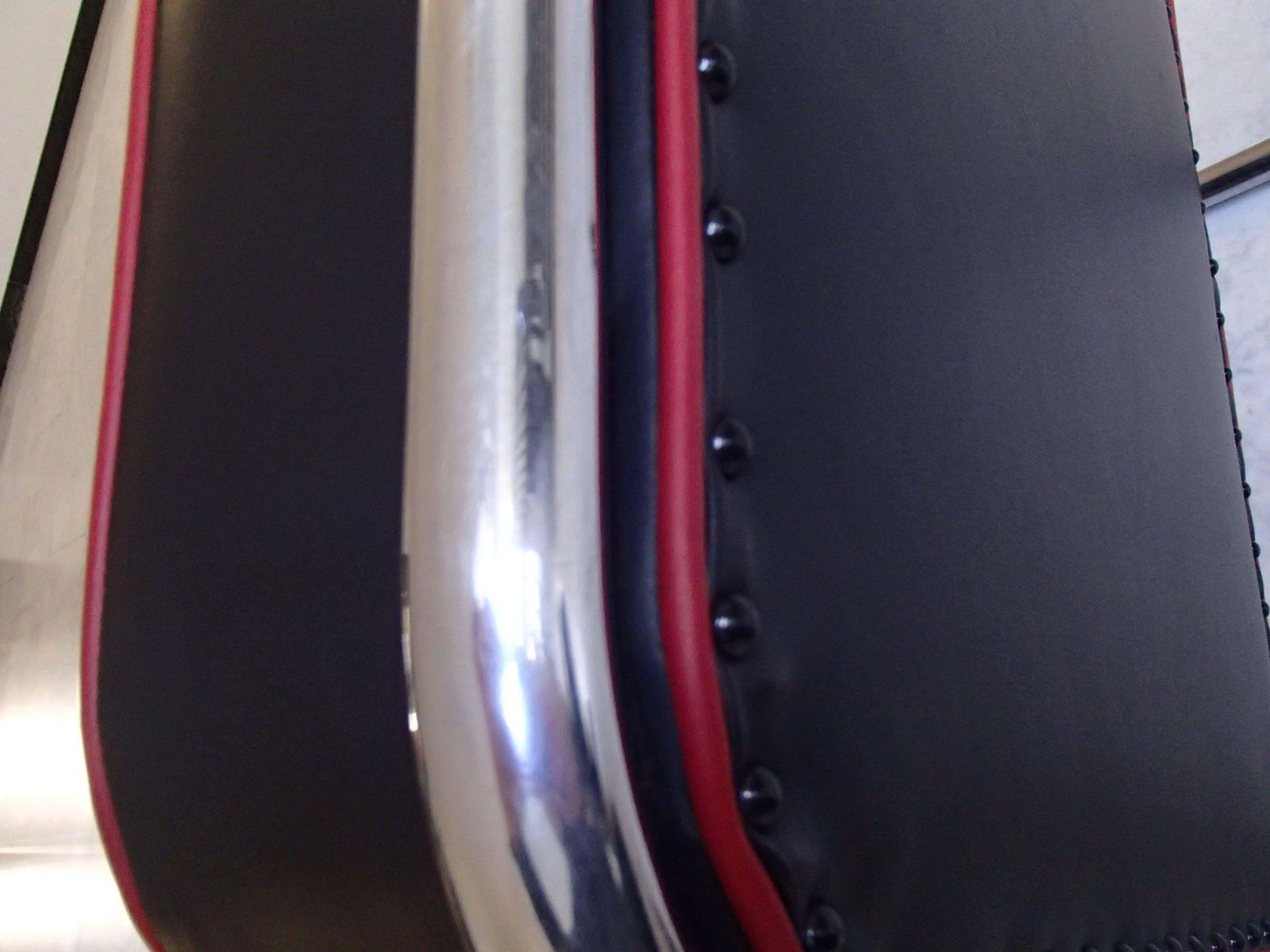 Pair Of Gottwald Bauhaus Chrome Black Leather Lounge Chairs Red photo vinterior