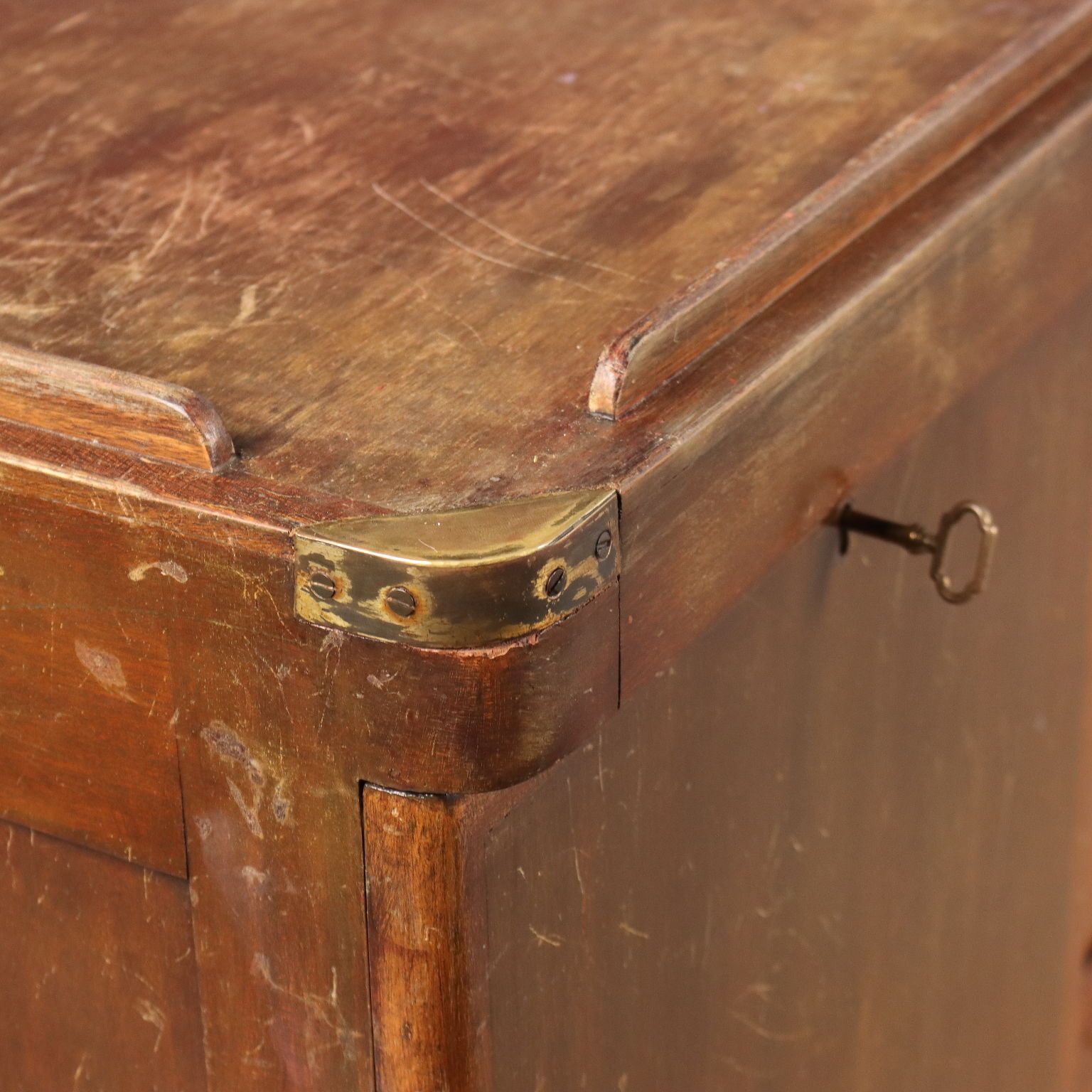Antique Chest Of Drawers Mahogany Brass 4 Drawers XX Century photo 610.0