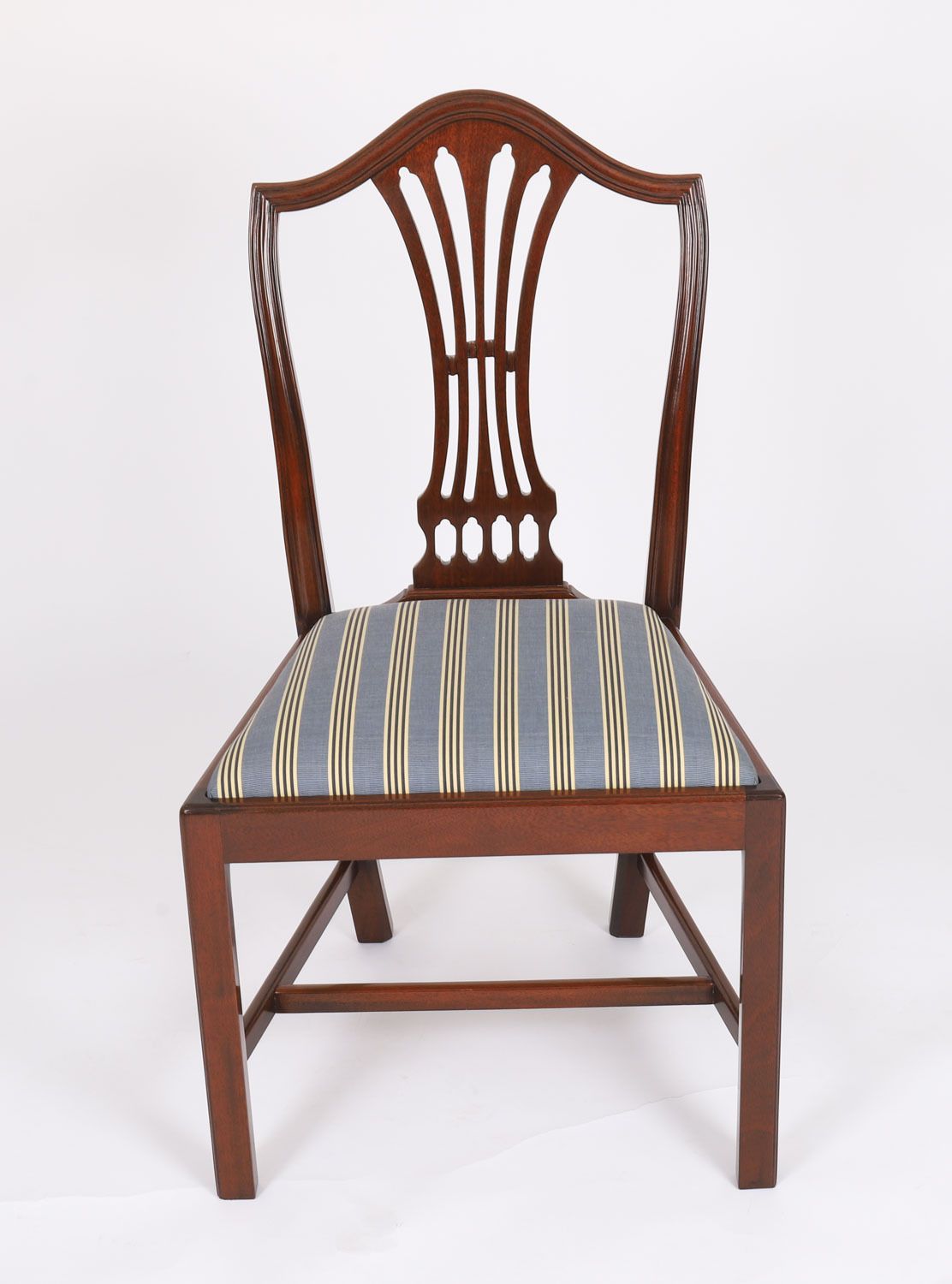 photo furniture Vintage Set Of 6 Chairs By William Tillman 20th Century