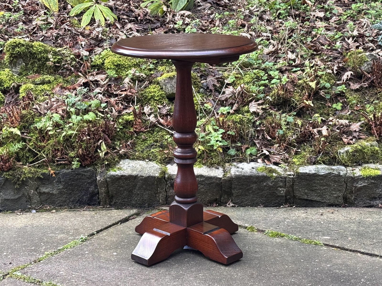 A Wood Brothers Old Charm Tudor Brown Solid Oak Occasional Lamp / Wine / Coffee Table photo vintage