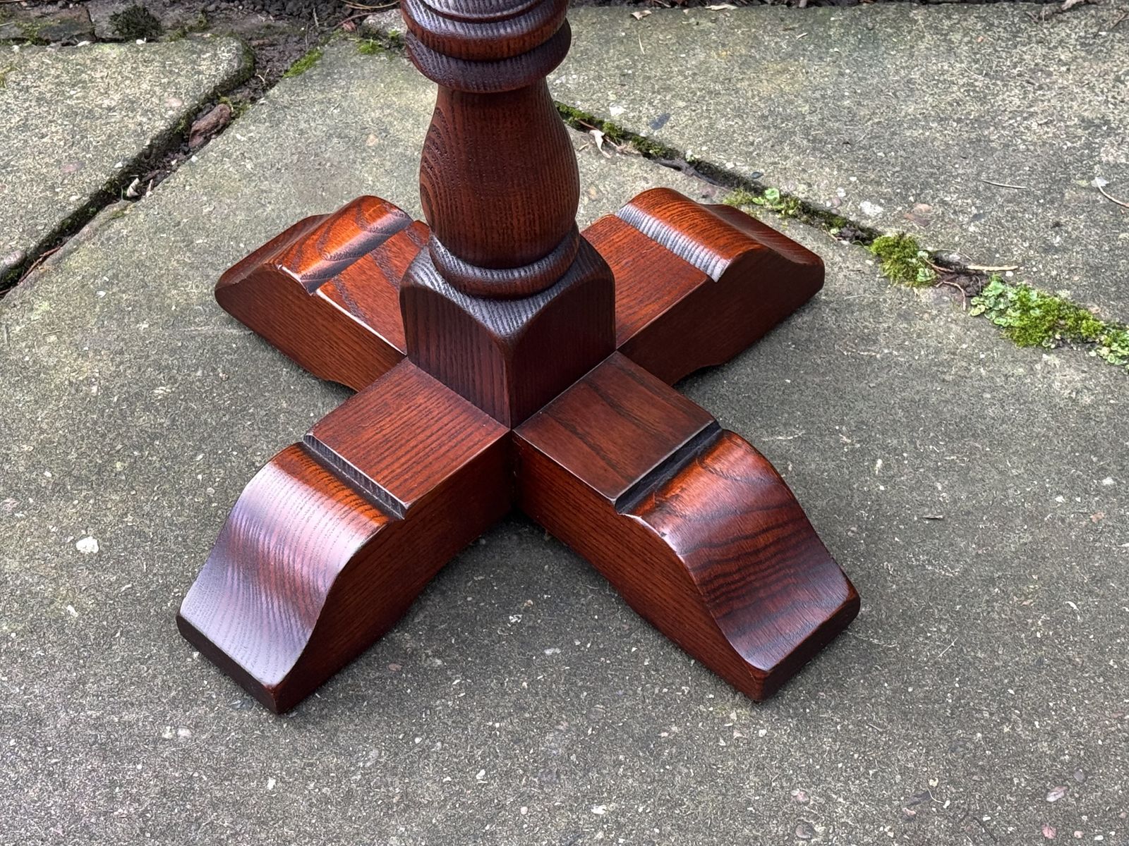 A Wood Brothers Old Charm Tudor Brown Solid Oak Occasional Lamp / Wine / Coffee Table photo buy