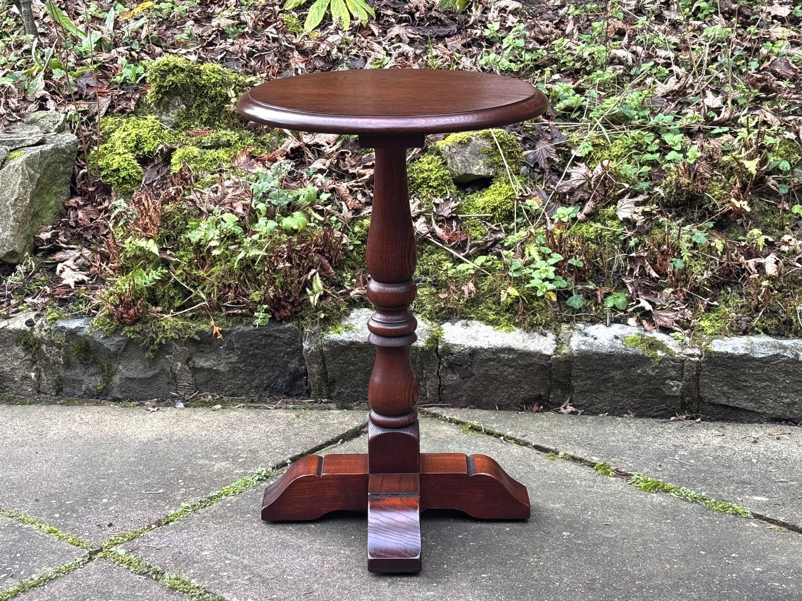 Furniture A Wood Brothers Old Charm Tudor Brown Solid Oak Occasional Lamp / Wine / Coffee Table photo