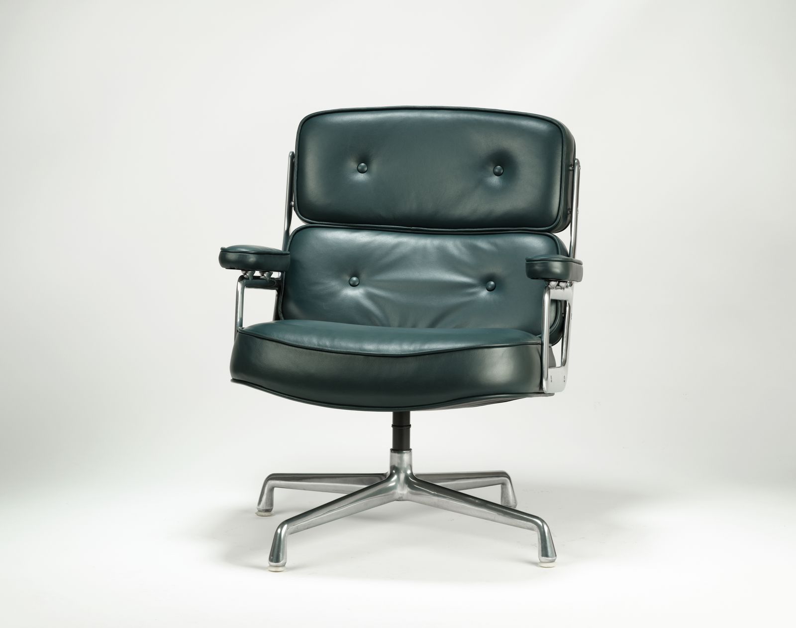 4795.0 One Owner Fully Restored Herman Miller Ea 108 'Time Life Lobby' Lounge Chair By Charles And Ray Eames, USA Circa 1970's, 2 Chairs Available. photo