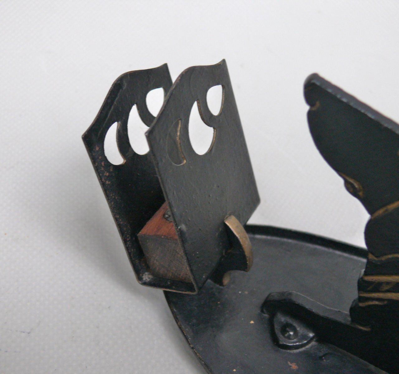 photo vinterior Arts And Crafts Art Nouveau Iron, Brass, Black And Gold Cigar Cutter, 1890s