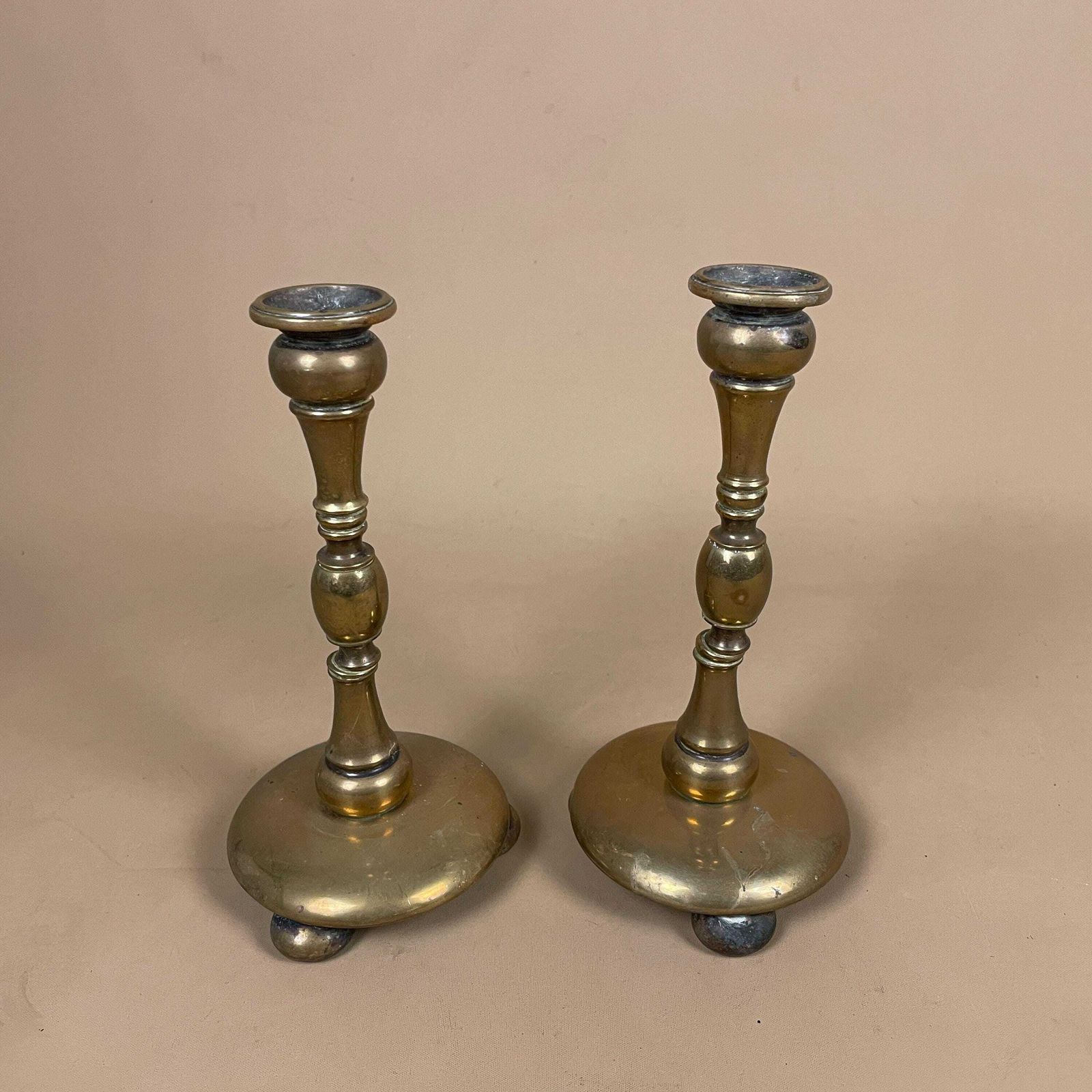 Antique Matching Pair Of Gold Brass Metal Candlestick Candle Stick Vintage Column Taper Dinner Candlesticks Round Base 3 Ball Feet Set photo for sale