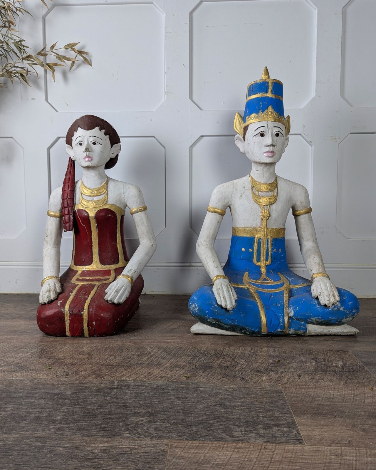 Loro Blonyo Pair (Near Life Size) – Javanese Wooden Statues photo for sale