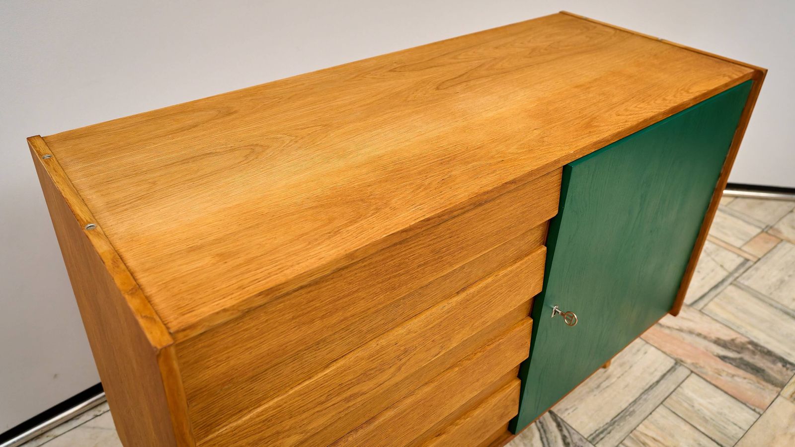 photo vintage Chest Of Drawers U 458, Jiří Jiroutek, Czechoslovakia, 1960s.