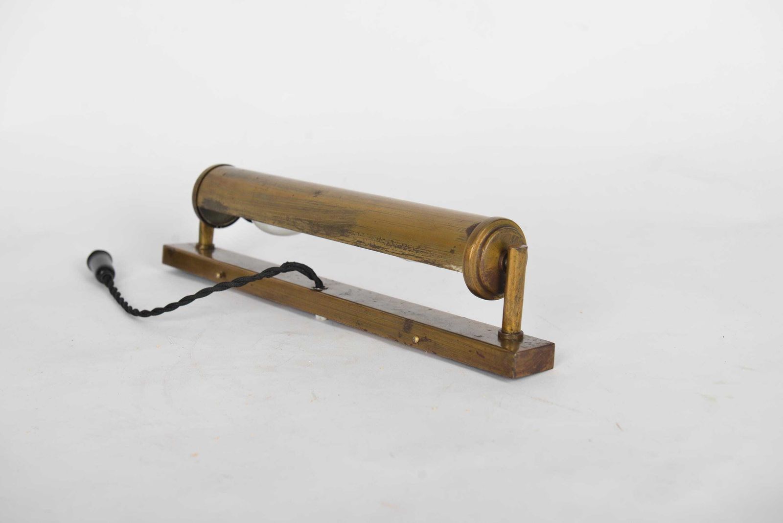 Bauhaus Functionalist Brass Wall Lamp, 1930s Modernist Wall Light In Brass, Bauhaus Scone Art Deco Scone photo 308.0