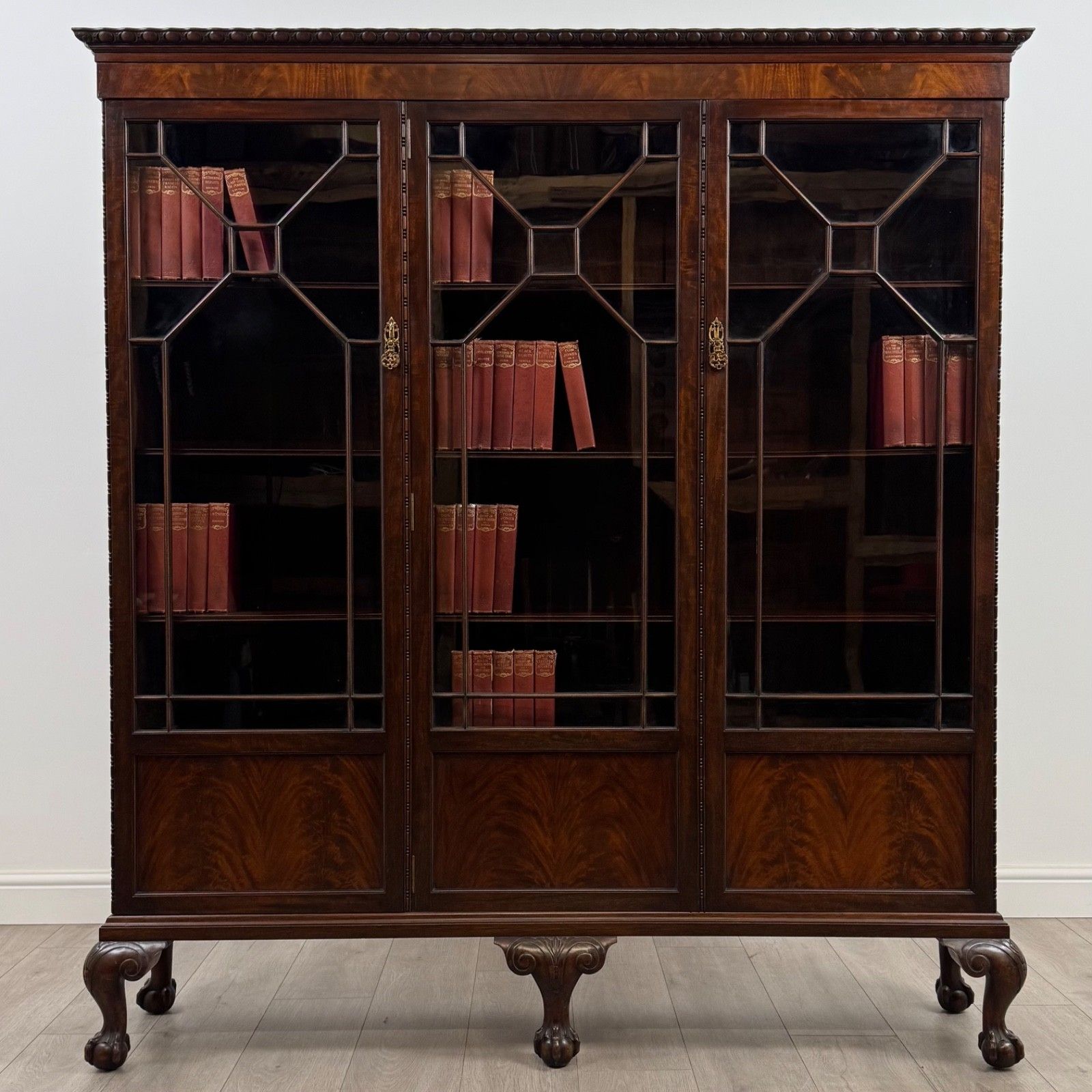 Antique 20th Century Large Glazed Display Cabinet In Mahogany