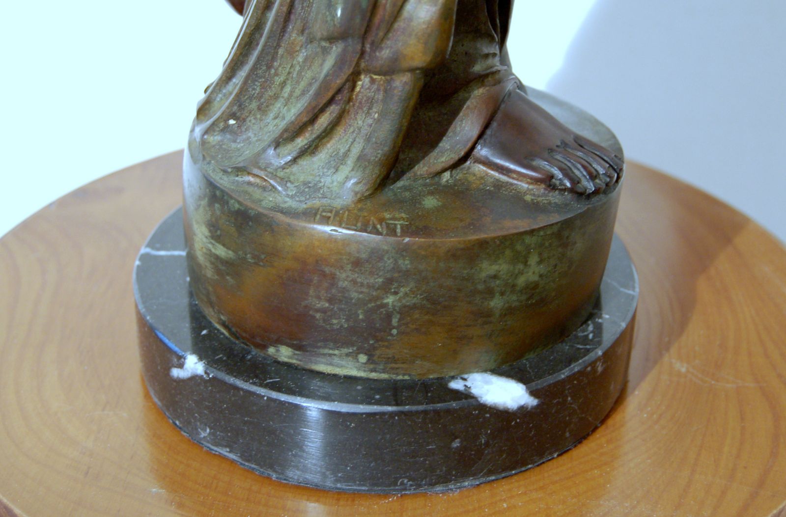 photo furniture Bronze Sculpture / Hebe The Greek Goddess / James Hunt 19th Century / H 65 Cm