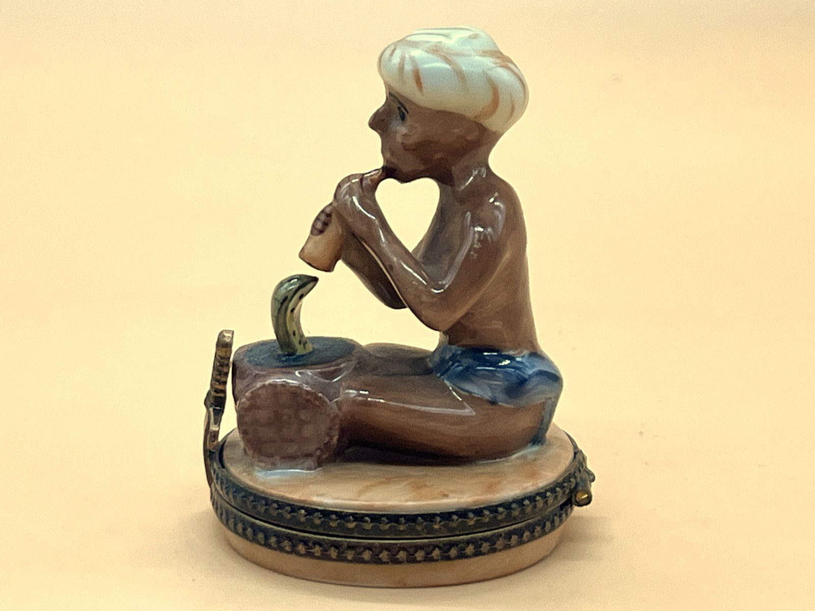 Limoges Porcelain France Snake Charmer Shaped Hand Painted Trinket / Jewelry Box. photo Home Decor
