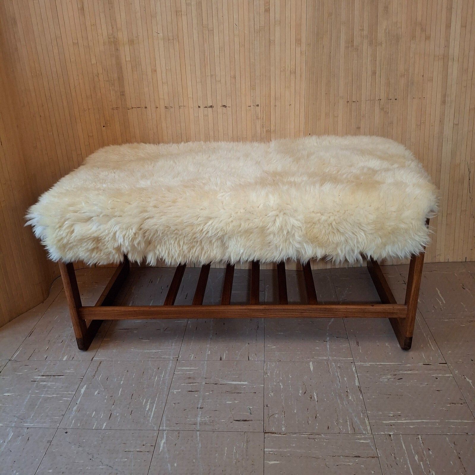 Fab Vintage Retro Bench Seat Boot Room Hall Gym Shoe Rack Teak Cream Sheepskin photo Furniture