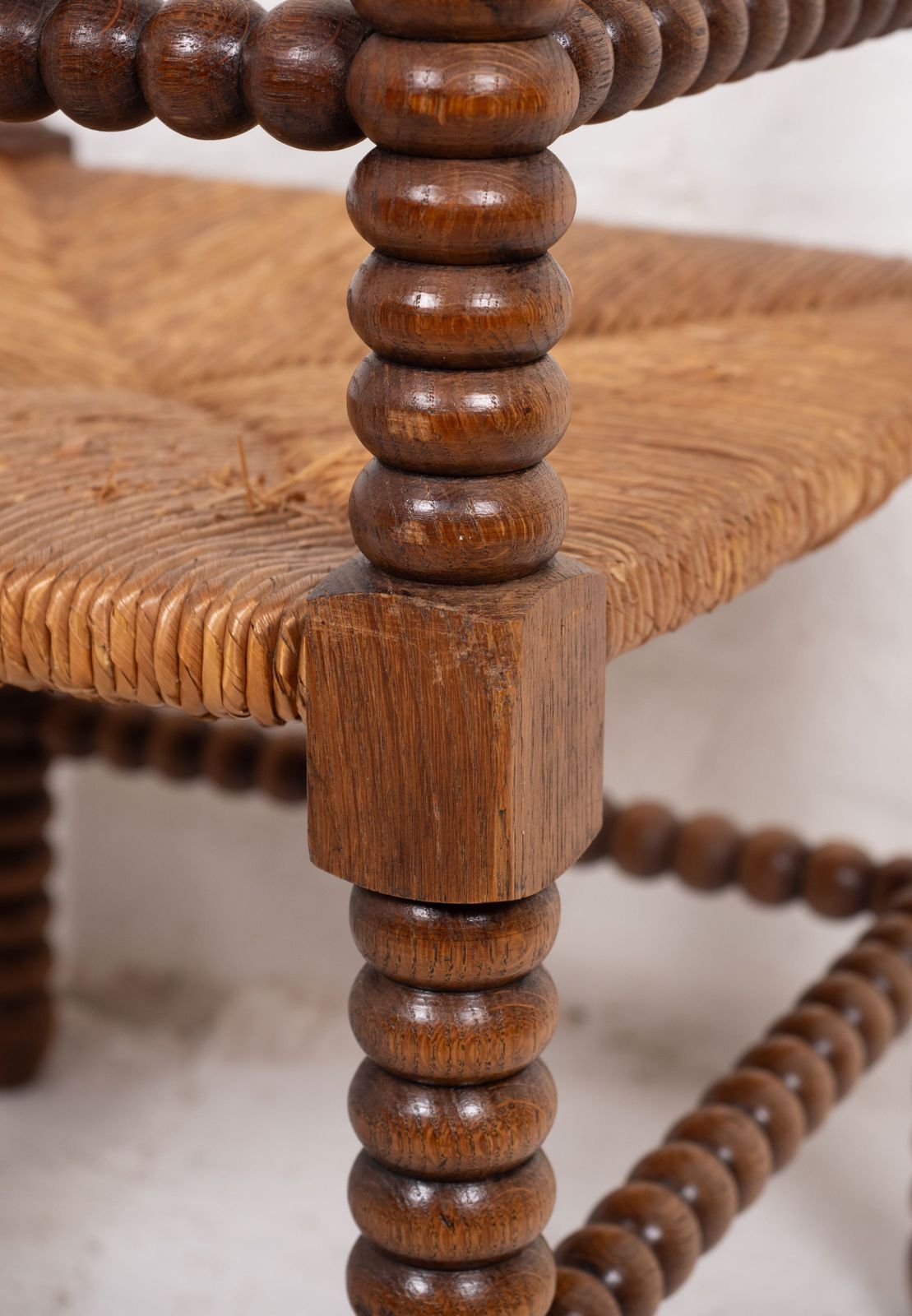 photo vinterior Pair Of Antique French Corner Bobbin Chairs