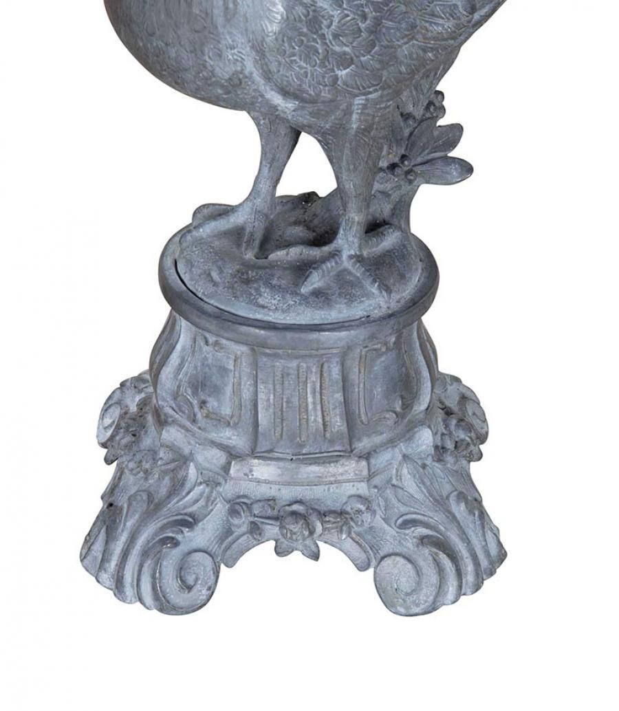 Late 19th Century French Decorative Metal Pigeon photo vinterior