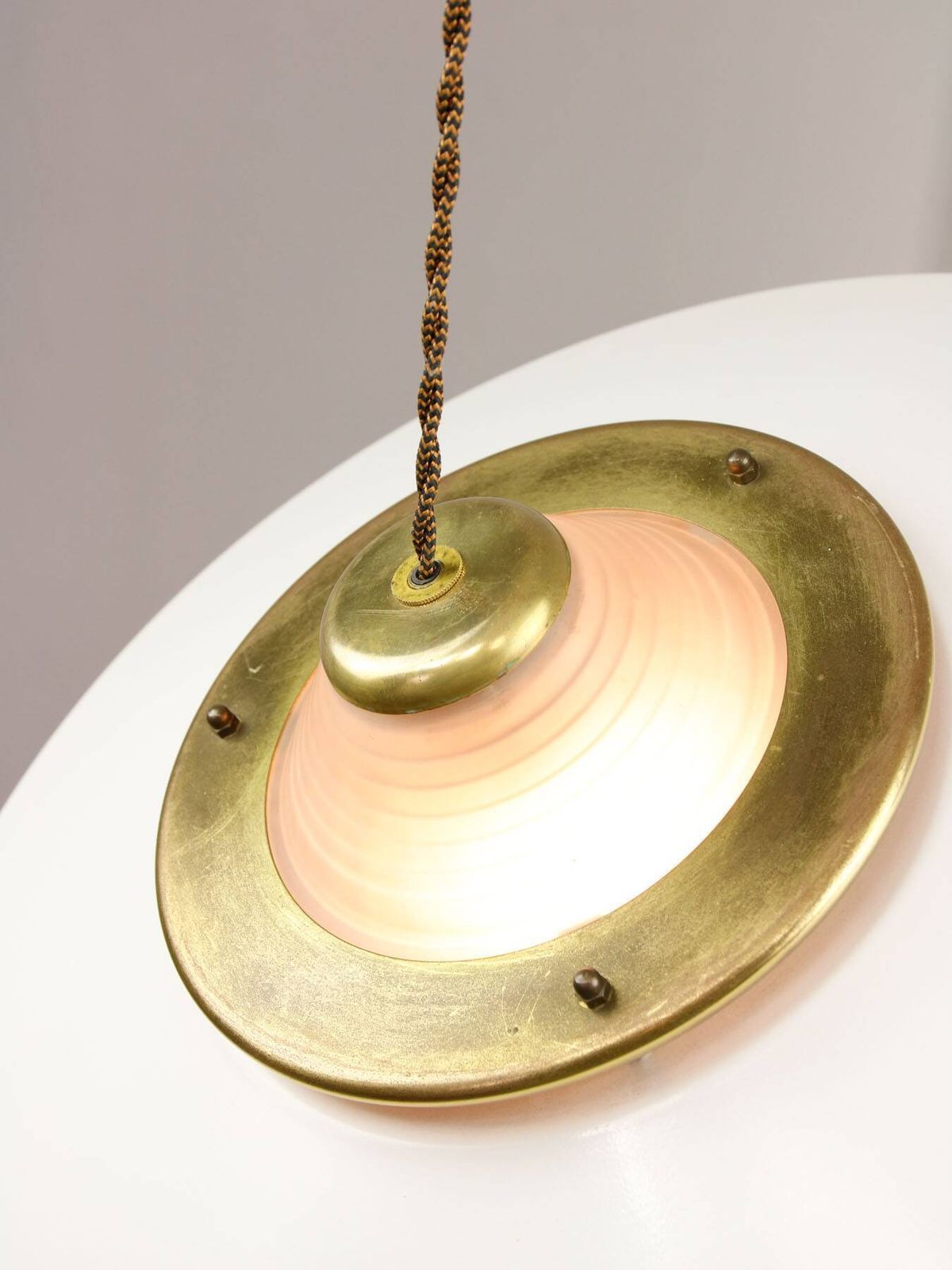 photo vintage Vintage Italian Brass And Metal Saucer Pendant Lamp, 1970s