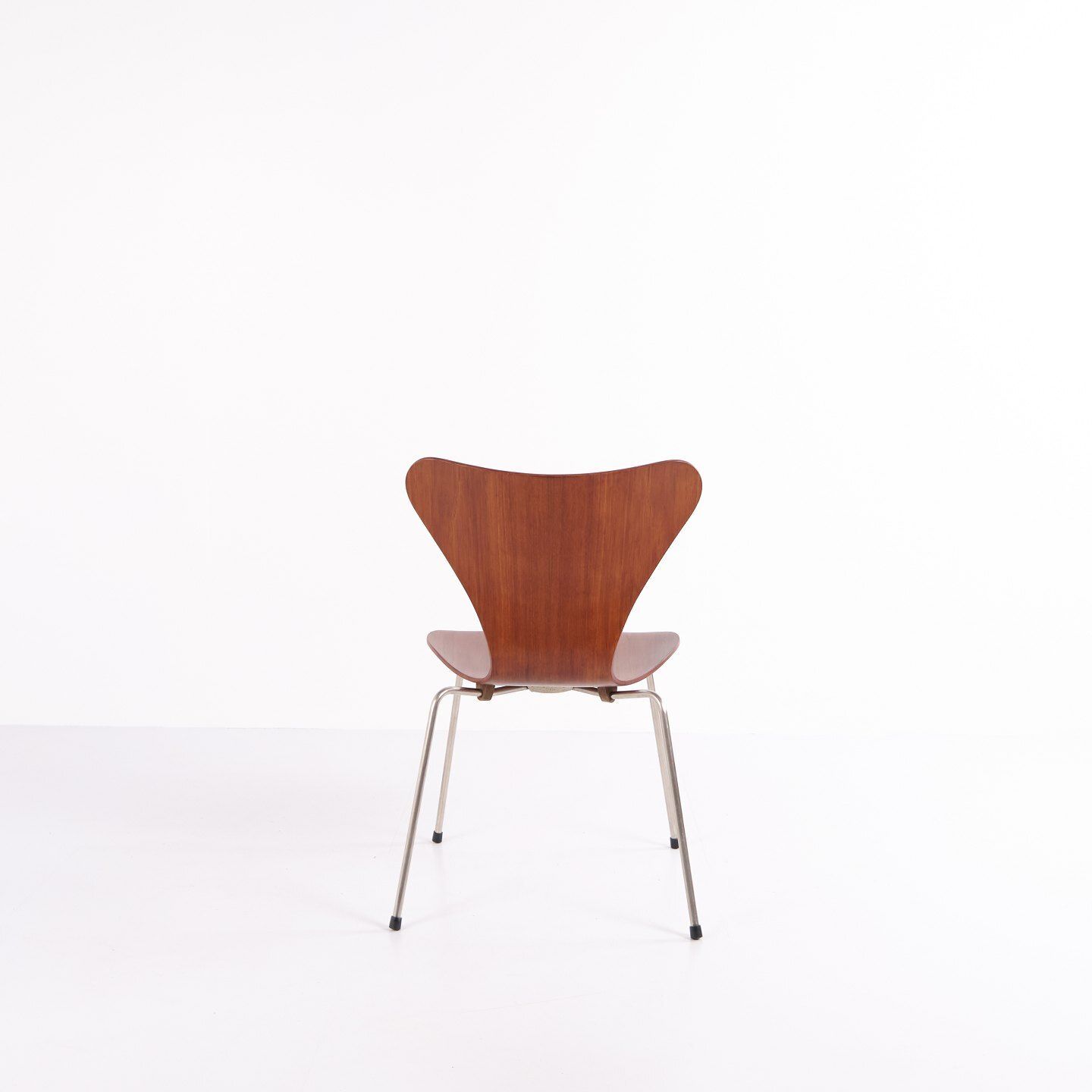 Set Of 6 Seven Chairs – Model 3107 – Teak – Arne Jacobsen – Fritz Hansen photo Furniture
