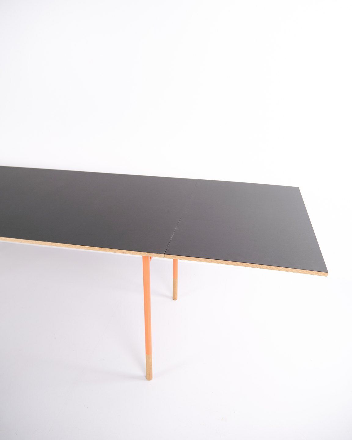 photo furniture Nyhavn Dining Table – Finn Juhl – House Of Finn Juhl – Gray Linoleum – Oregon Pine