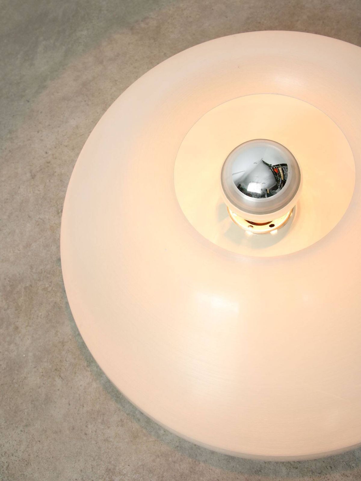 photo furniture Pair Of Tam Tam Wall Or Ceiling Lamps By Yoshiko Hasabe For Guzzini, 1970s