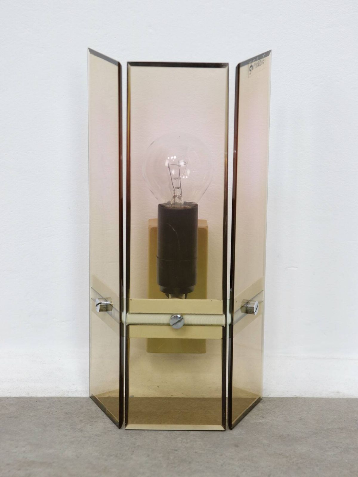 photo vintage Italian Wall Light In Smoked Plexiglass For Guzzini, 1970s
