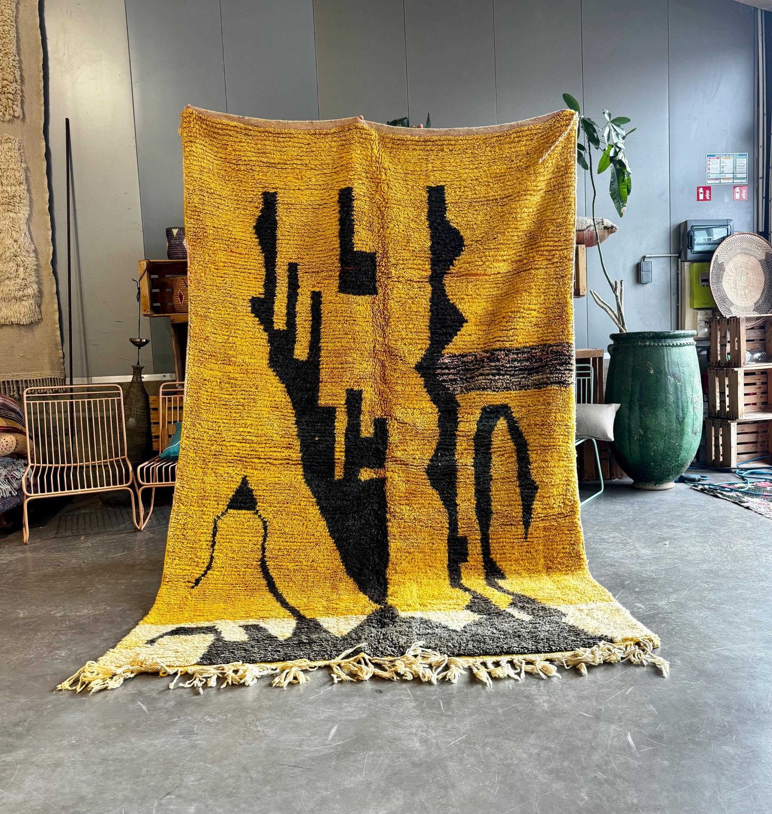 Modern Moroccan Wool Rug – 175x270 Cm Handwoven Abstract Yellow Mustard Berber Carpet – Artisan Handmade Rug – Contemporary Home Decor