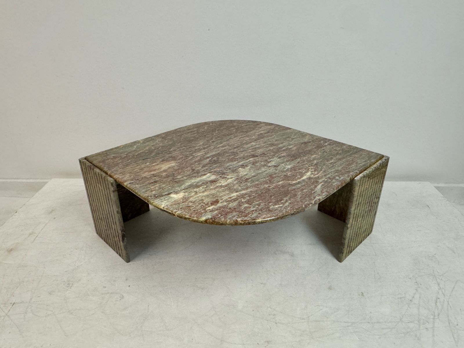Late 20th Century Eye Shaped Marble Table photo furniture