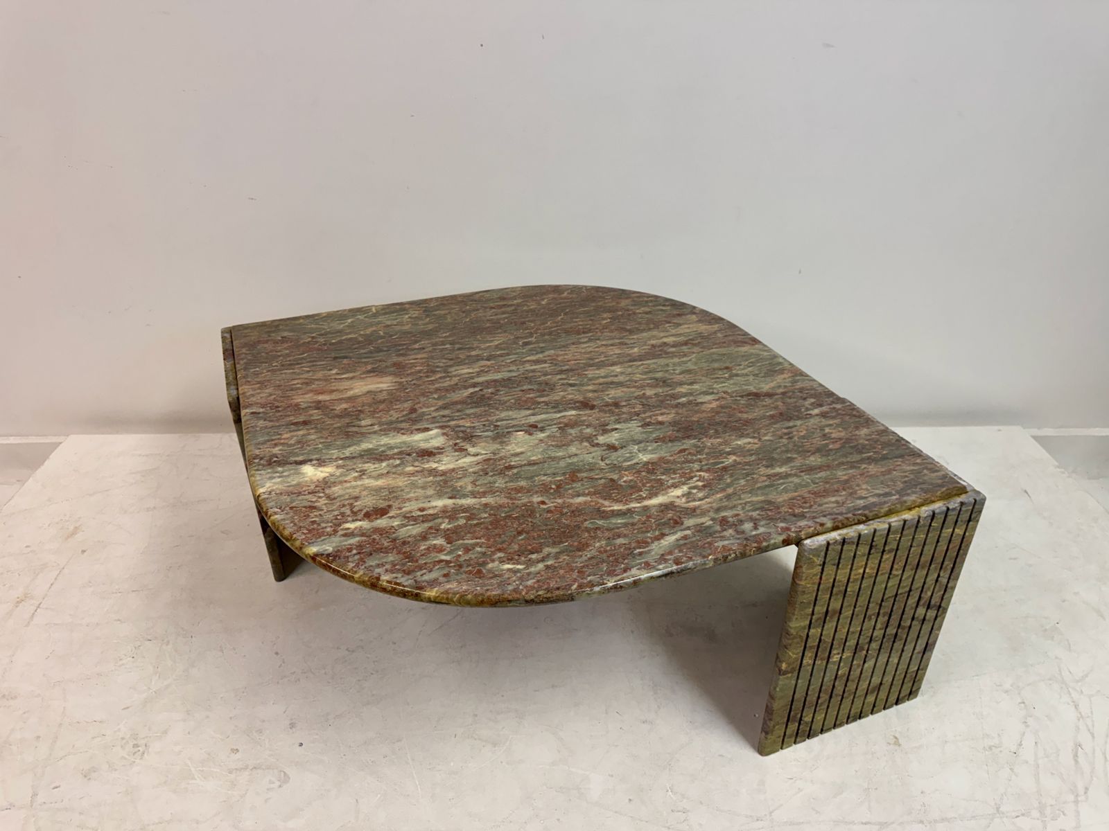 1595.0 Late 20th Century Eye Shaped Marble Table photo