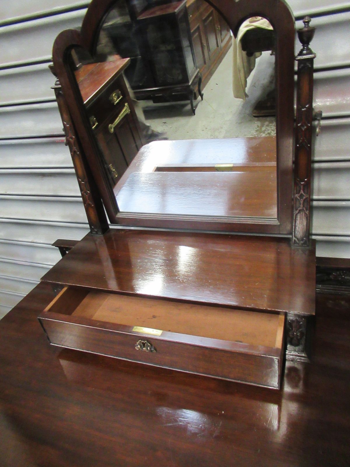 Chippendale   Style    Mahogany Dressing   Table photo buy