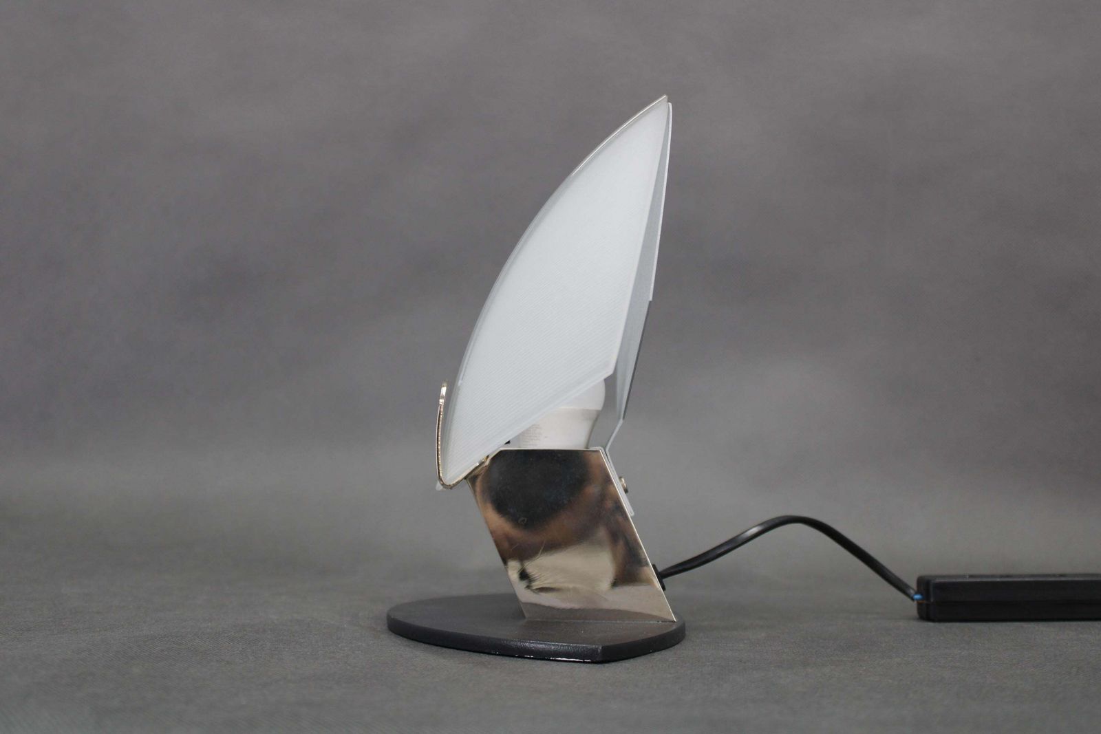 Paar Italiaanse Mid Century Tafellampen Van F. Fabbian, Matglas, Jaren 1980 photo Verlichting