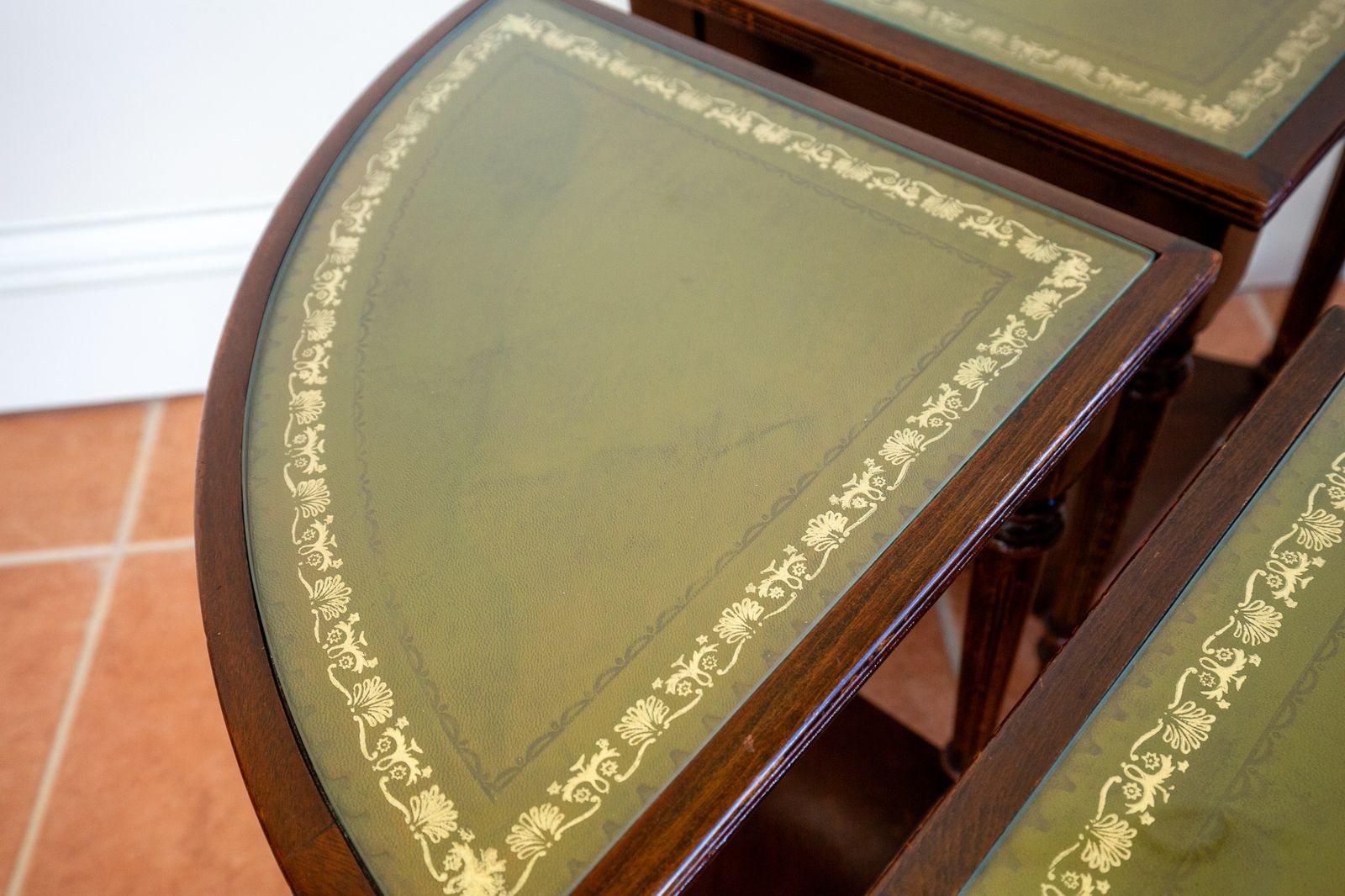 Campaign Style Leather Top Mahogany Nesting Centre Coffee Tables Glass Embossed Stencilled Leather Occasional Cocktail Tables Nest Of Tables Segmented photo 1450.0