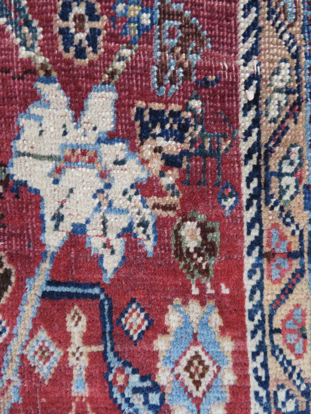 Unusual Qashqai Kashkuli Rug. 201cm X 145cm photo Textiles
