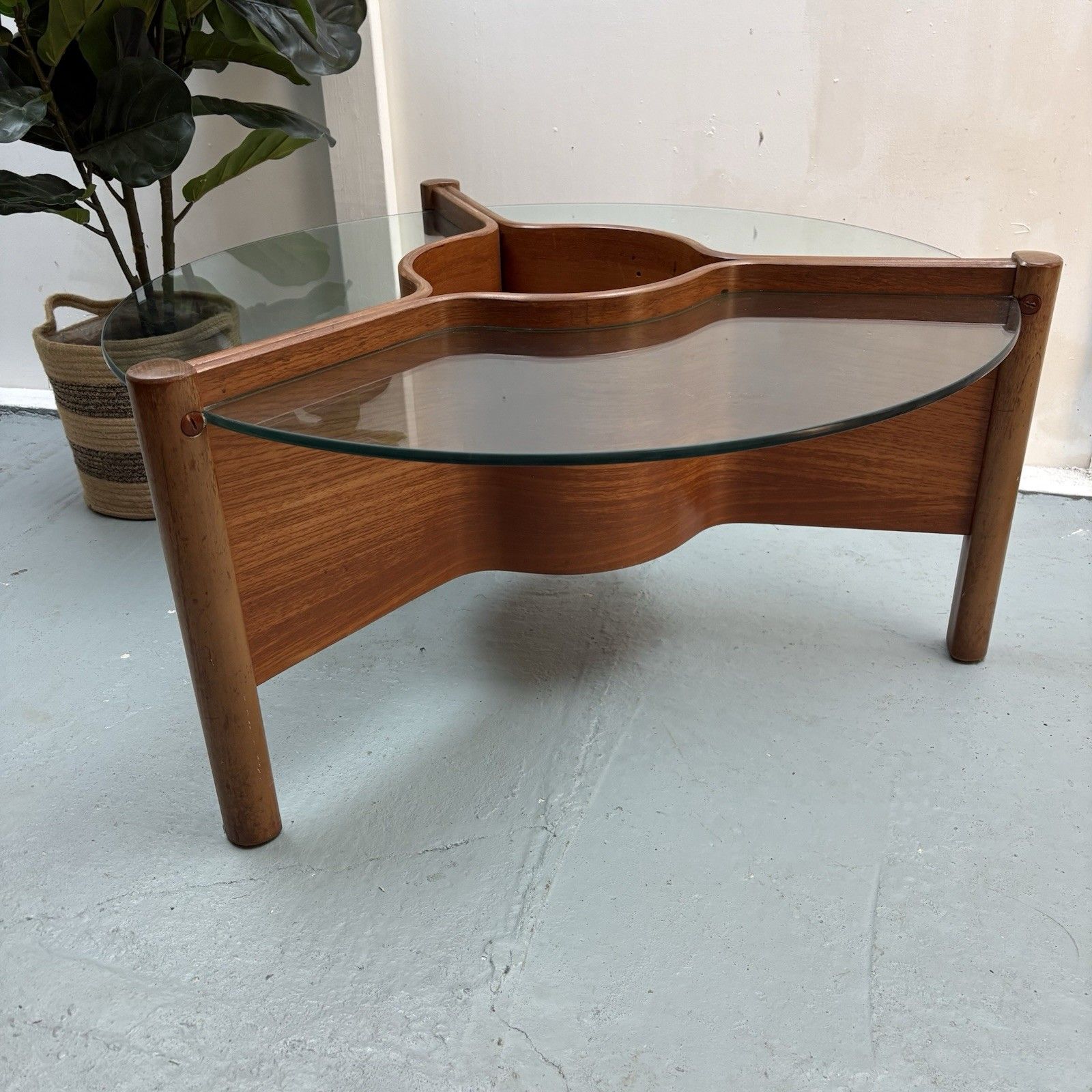 Rare Midcentury Thermoform Plywood Glass Coffee Table Designed By Nathan C.1960 photo Furniture