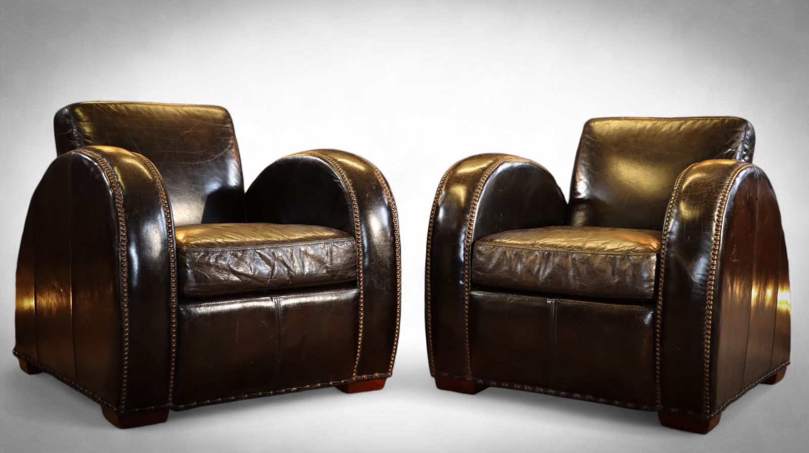Sublime Pair Timothy Oulton Rockefeller Leather Armchairs Cigar Club Rare photo for sale