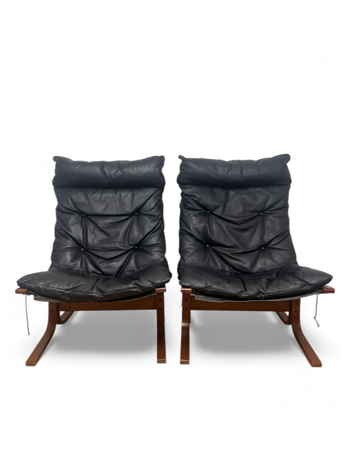 Pair Of Ingmar Relling “Siesta” High‑Back Armchairs In Black Leather For Westnofa, Norway, 1970s, Mid‑Century Scandinavian photo for sale