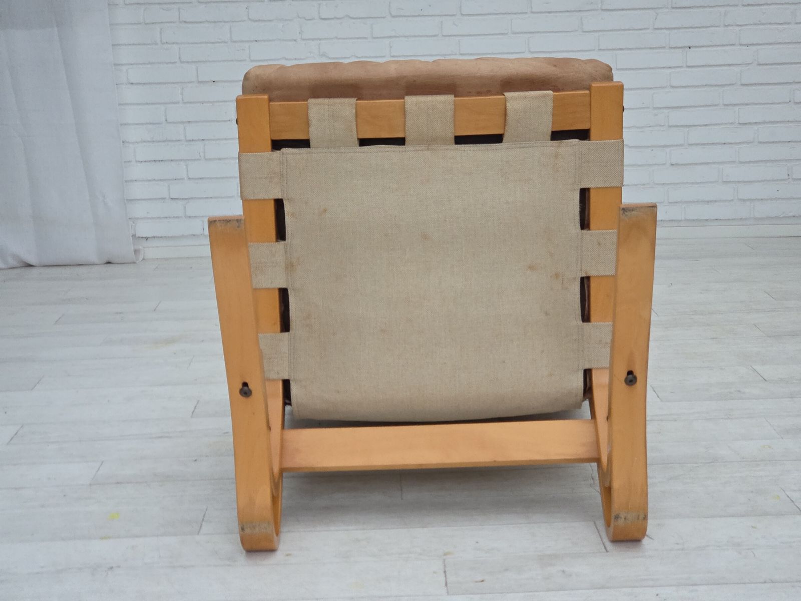Ca. Jaren 1970, Noorse Fauteuil, Model "Kengu", Beige Meubeleer. photo vinterior