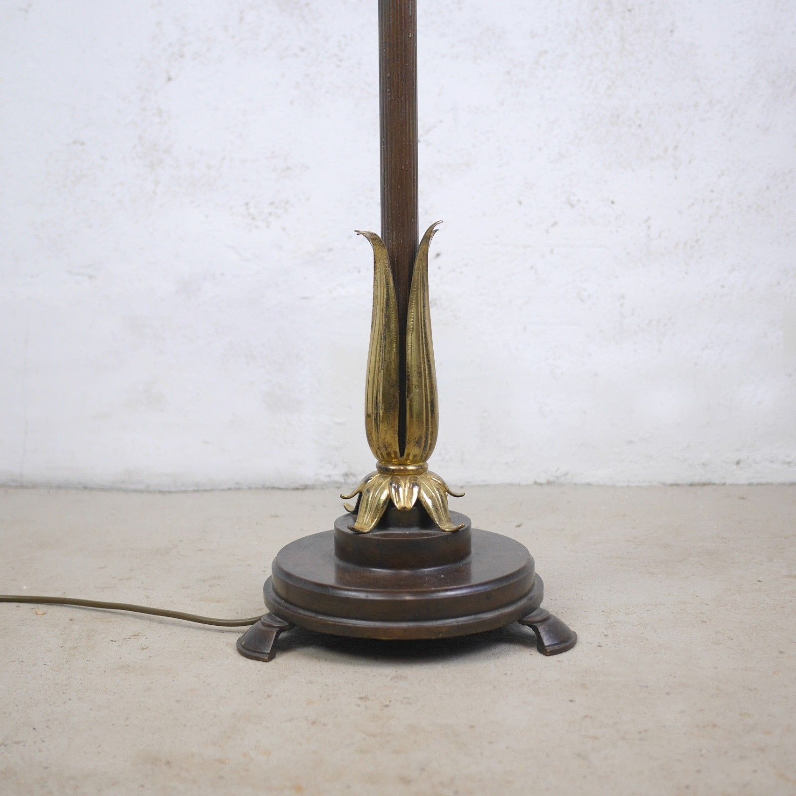 Vintage Hollywood Regency Brass Bronze Floor Standard Lamp Maison Style #103073 photo vinterior