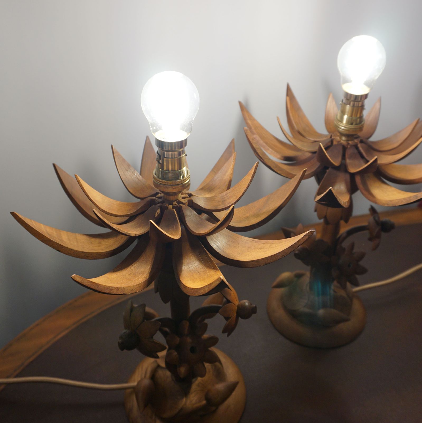 Mid Century Teak Pair Lotus Lamps X2 Pair Thai Indonesian Handmade Ooak Design photo 245.0