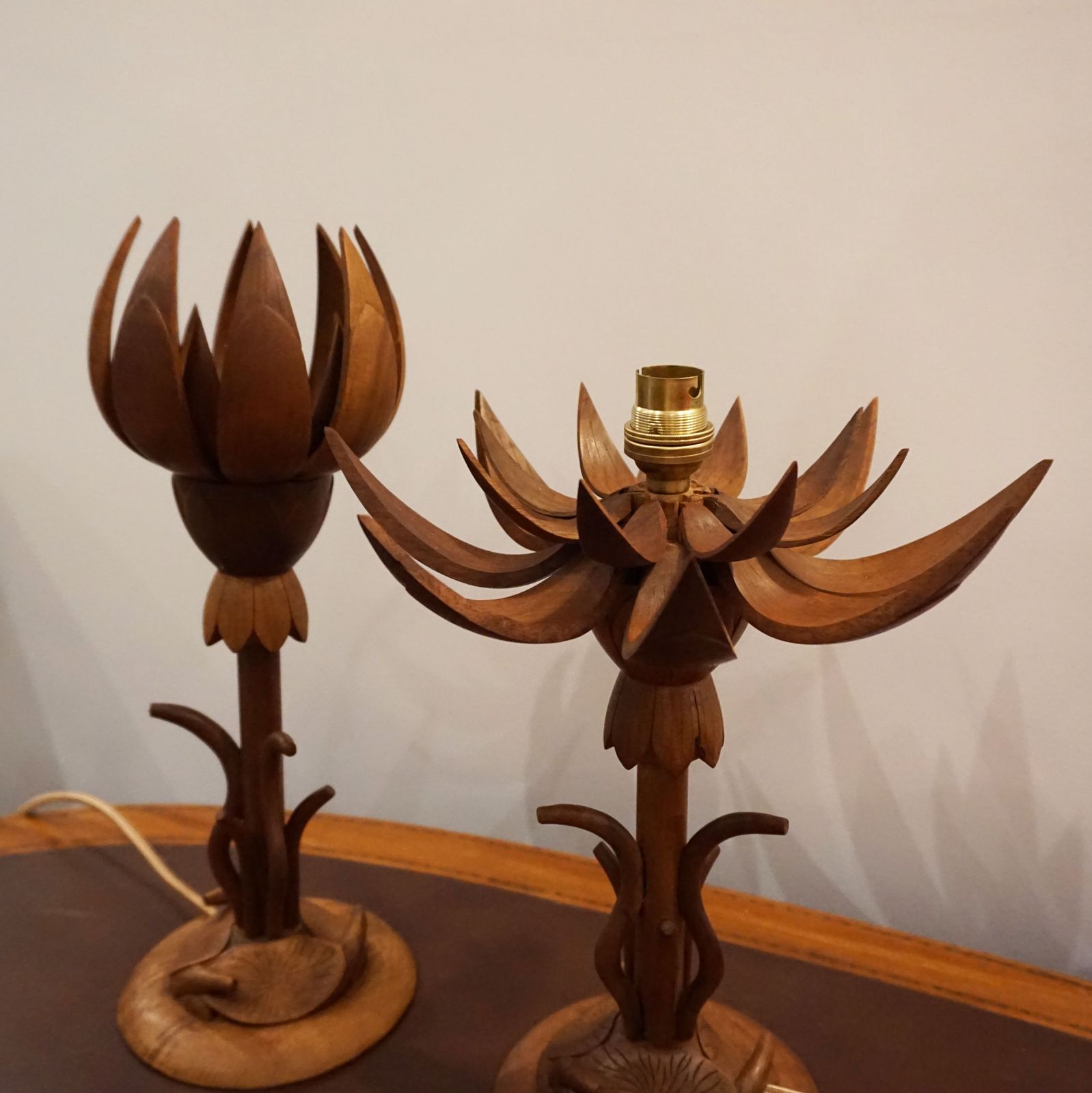 Mid Century Teak Pair Lotus Lamps X2 Pair Thai Indonesian Handmade Ooak Design photo vinterior