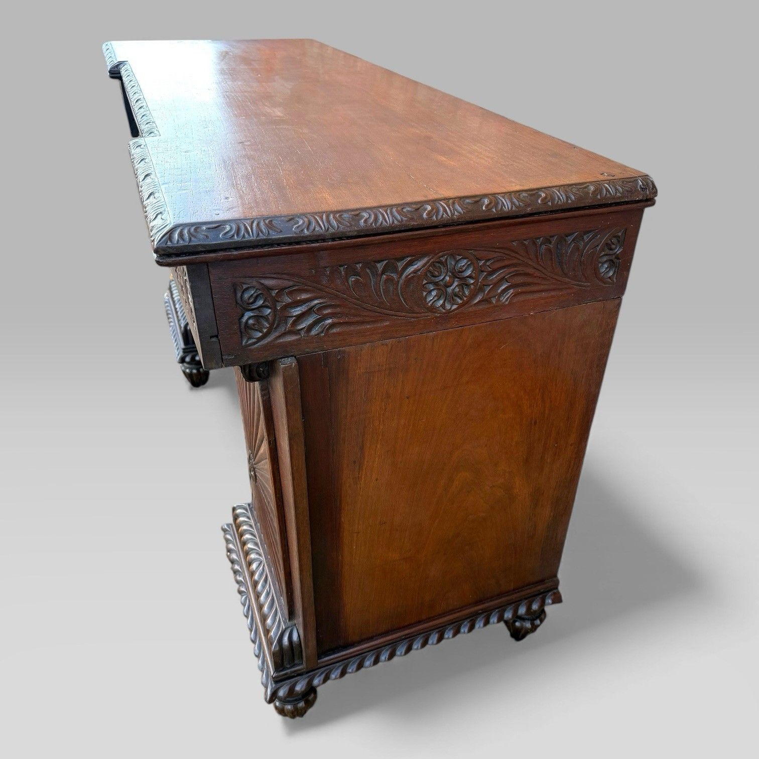 photo vinterior Antique Regency/William IV Anglo Indian Padouk Carved Sideboard Or Desk